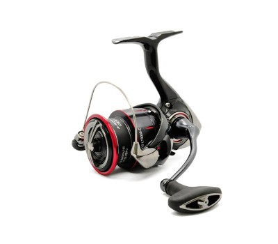 Катушка Daiwa 23 FUEGO LT3000-C