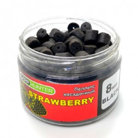 Пеллетс насадочный 8мм Black Halibut Strawberry (Клубника) CarpHunter 100мл